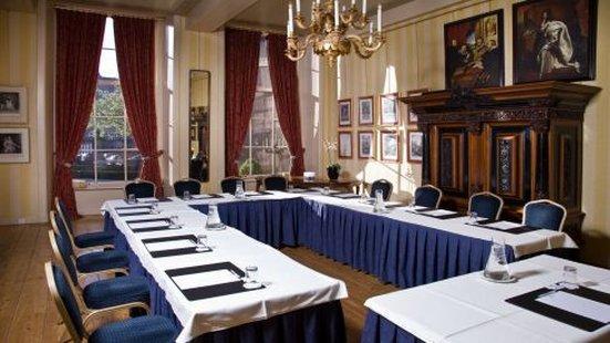 Hotel Hampshire - 's Gravenhof 4*